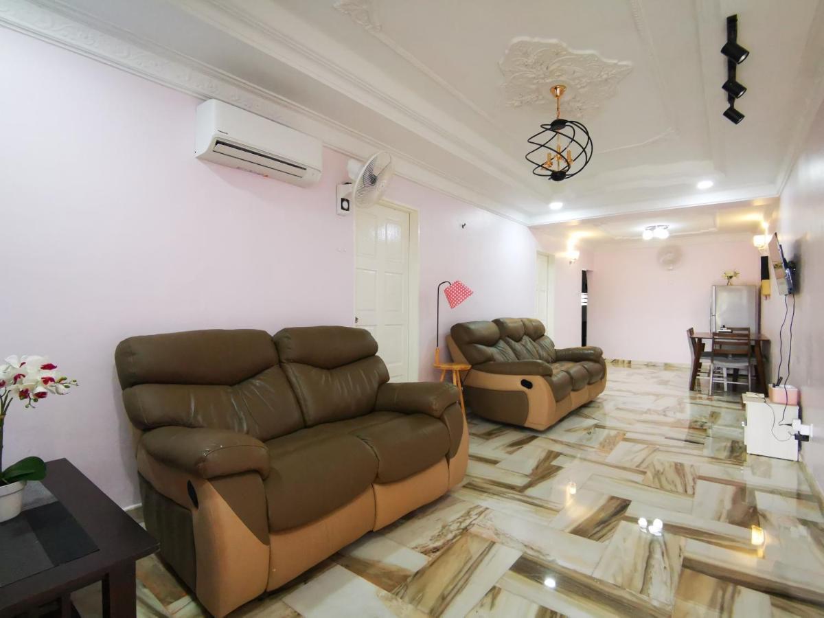 Bagan Terrace House Near To Sunway Carnival Mall, Seberang Jaya Villa Бътъруърт Екстериор снимка